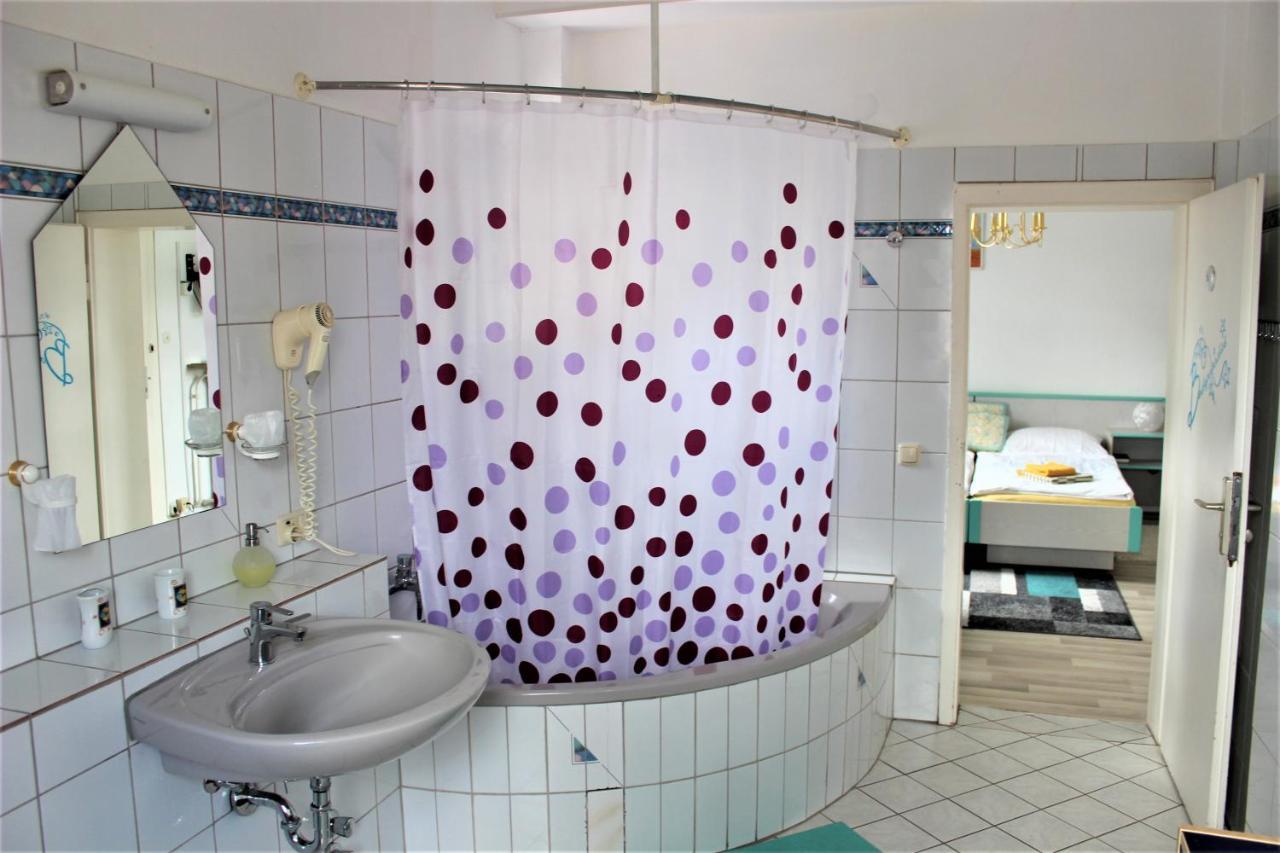 Hotel Zur Post Schwanheim Frankfurt am Main Dış mekan fotoğraf